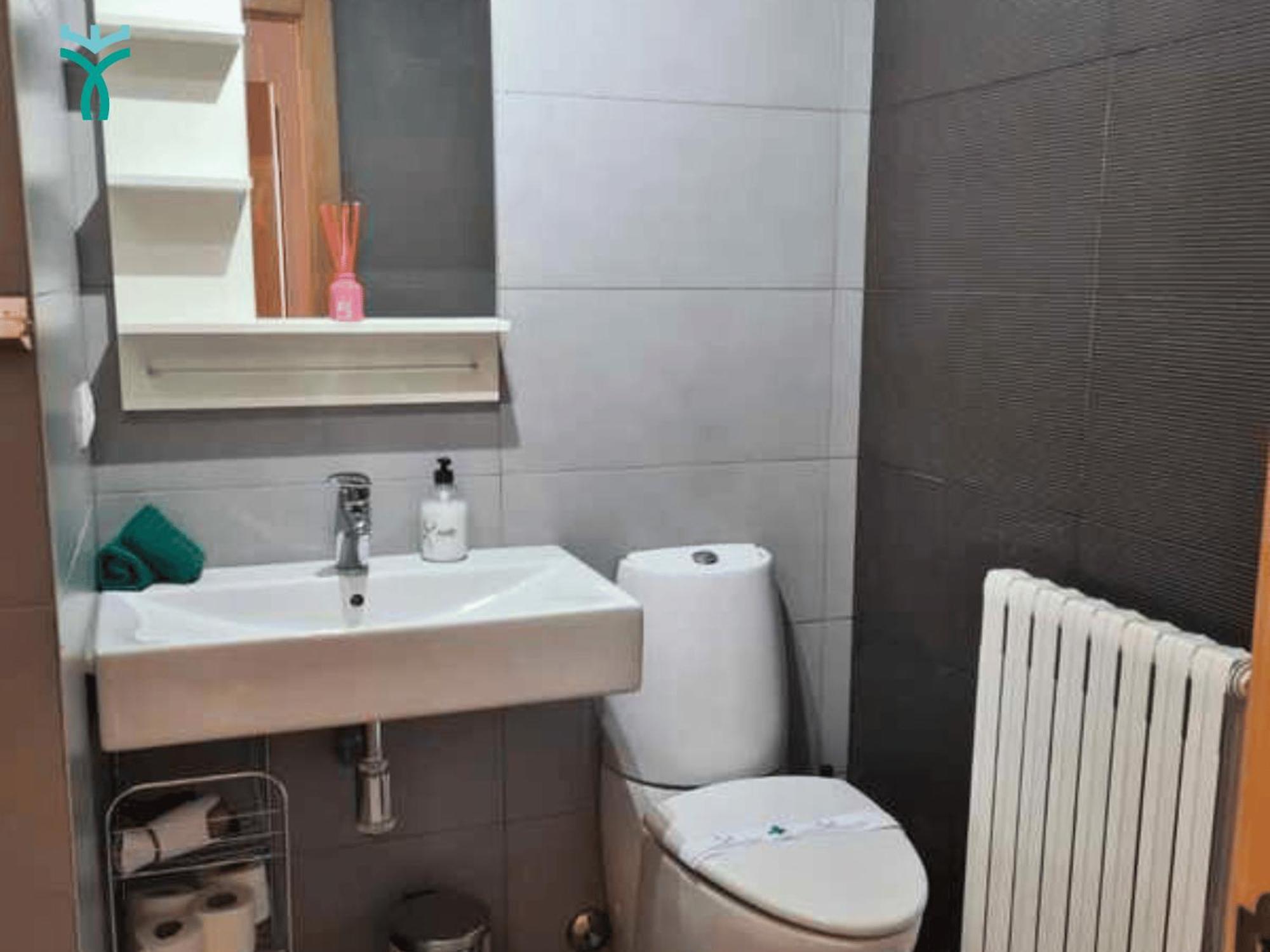 Dos Torres Retiro Urbano En Alfonso I Apartment Zaragoza Luaran gambar